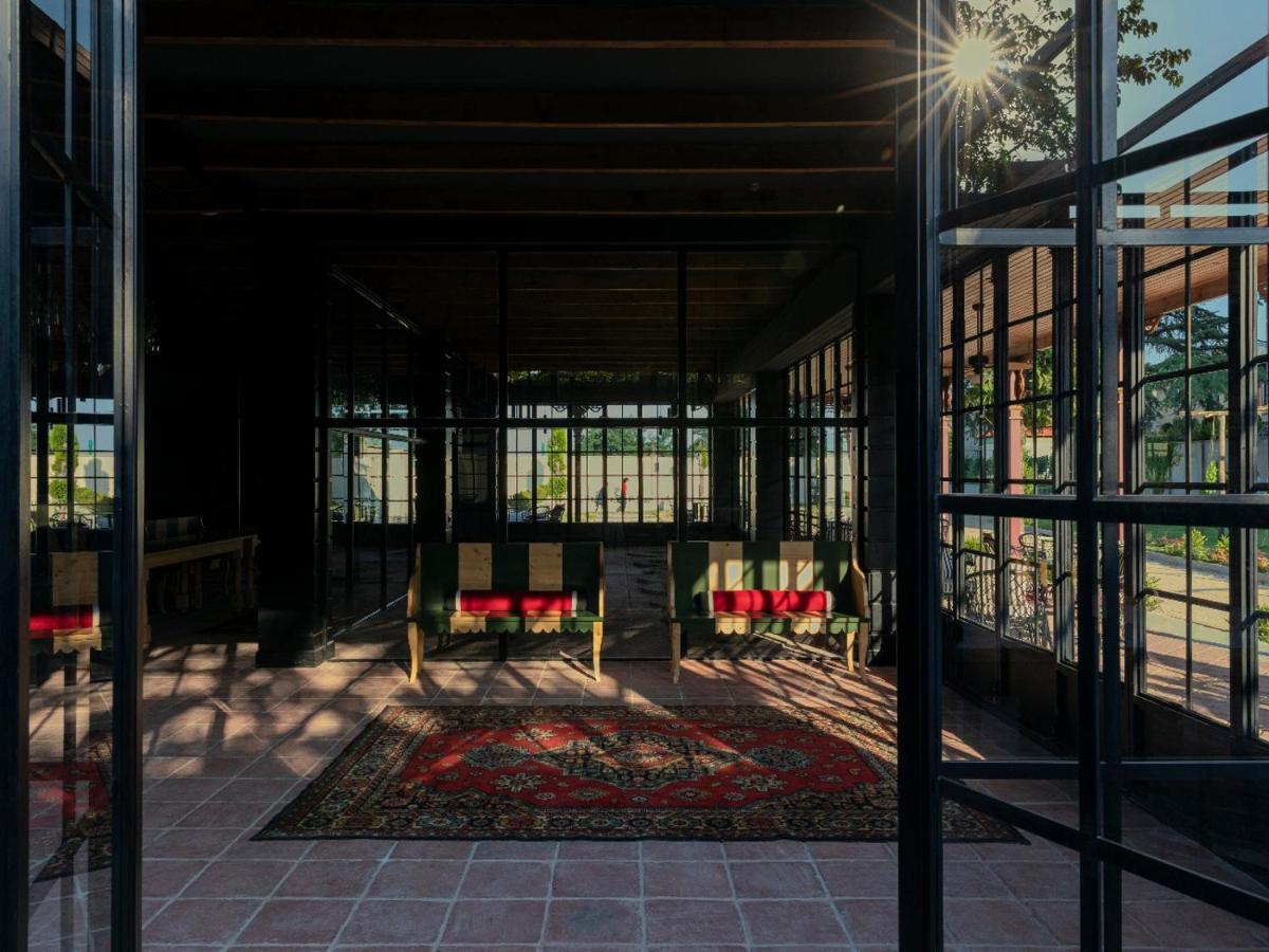 Esquisse Design Hotel Telavi Eksteriør bilde